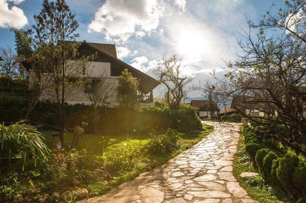 Làng Pháp Bảo Lộc Resort & Spa